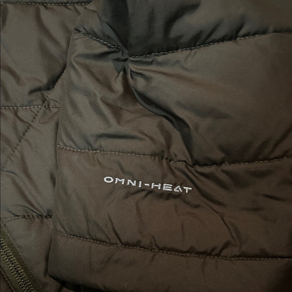 Columbia Women’s Quilted Puffer Jacket - Olive Green - Picture 4 of 6